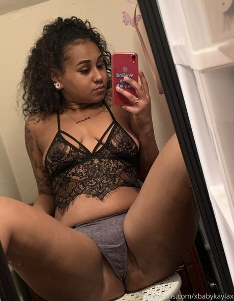 Photo nue de fuite OnlyFans de Xxbabykaylaxx