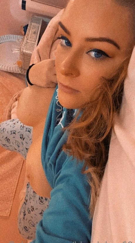 Blondeboo69