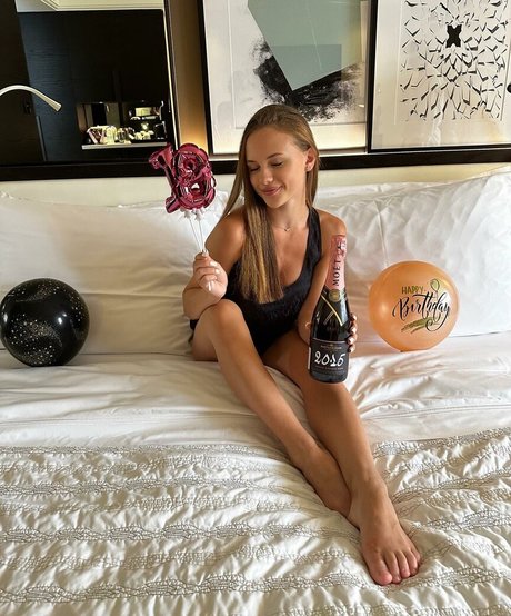 Naken läckt OnlyFans-bild av Kristina Shmidt