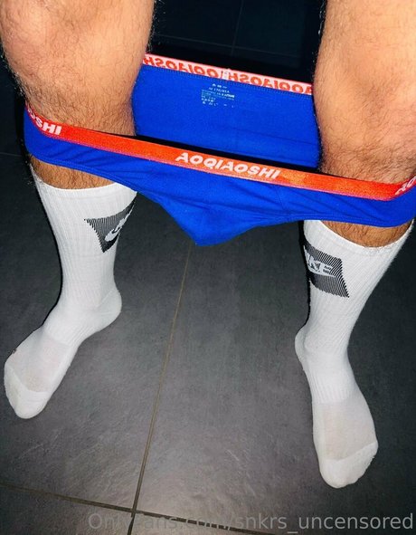 Snkrs_uncensored