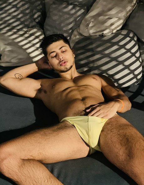 Nacktes geleaktes OnlyFans-Foto von Freeangelriv
