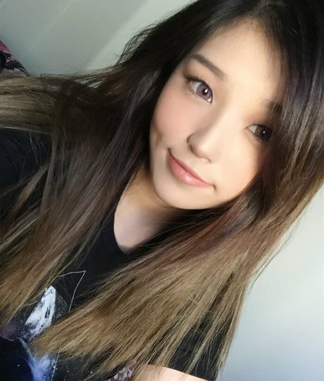 Kang Hee Yoon