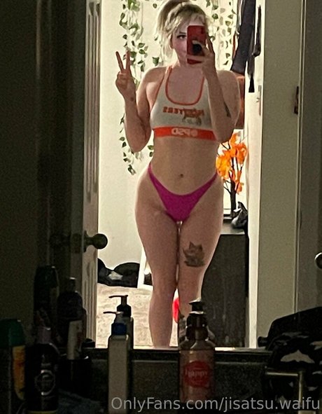 Jisatsuwaifu