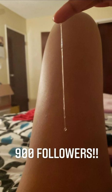 Naken läckt OnlyFans-bild av Sexxyhorseclub
