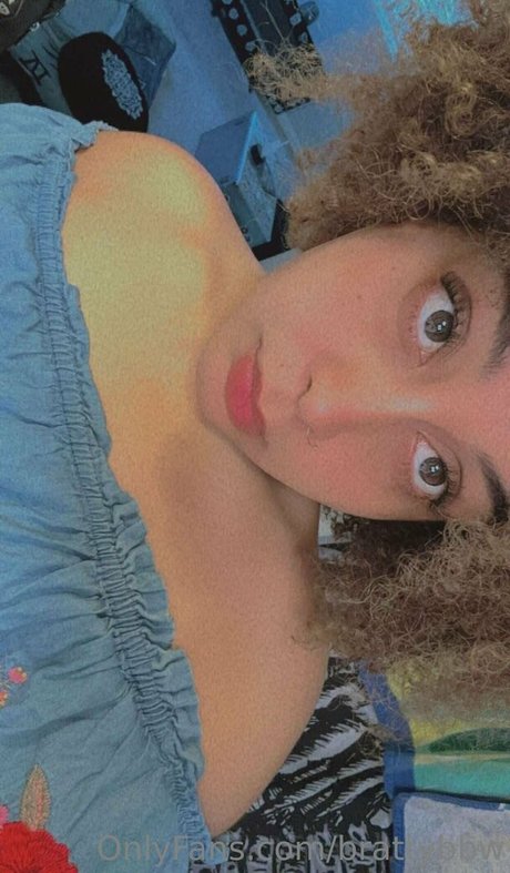Naken läckt OnlyFans-bild av Brattybbw