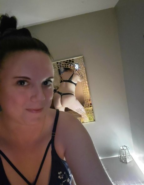 Nahá fotka uniklých OnlyFans od Steviestunner