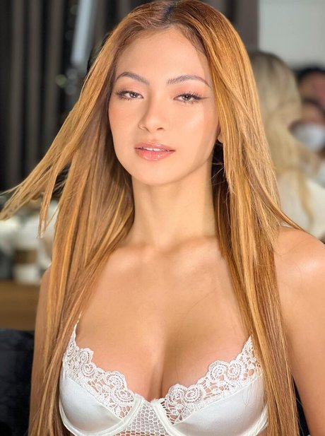 Pinay Gems