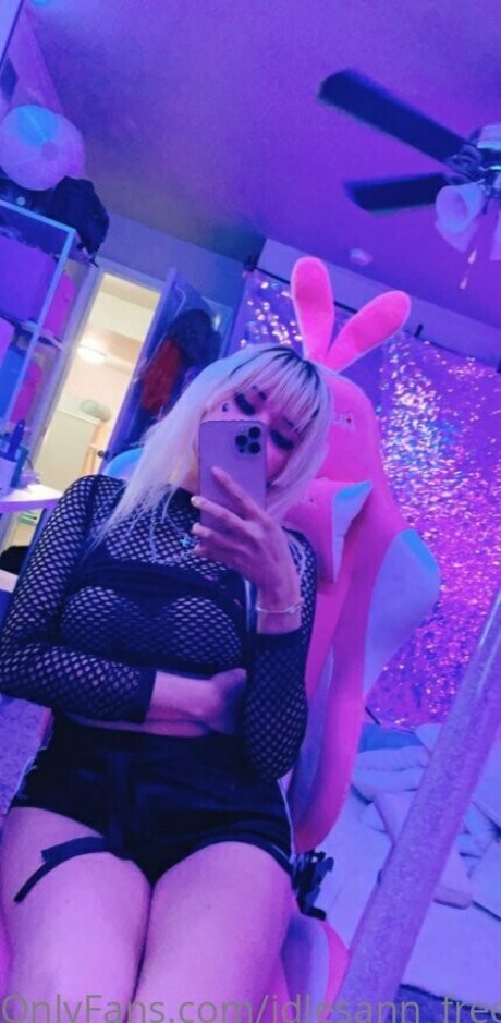 Alaston vuotanut OnlyFans-kuva Idlesannfree