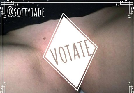 Naken lekkede OnlyFans-bilde av Softyjade