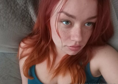 Naken läckt OnlyFans-bild av Shortlittlebaby
