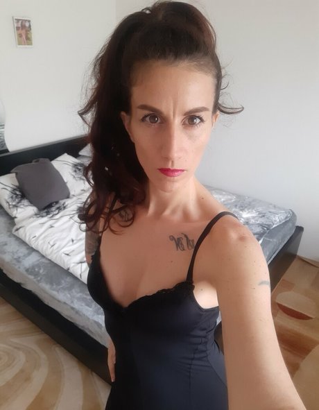 Naken läckt OnlyFans-bild av Ali Bordeaux