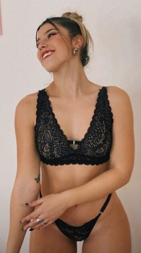 Valentina Legaria