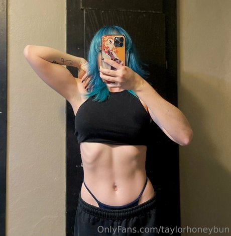 Taylorhoneybun