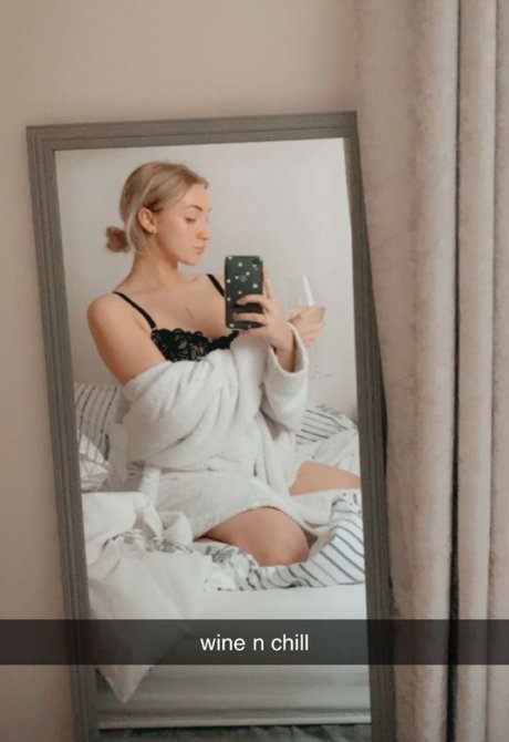 Nøgent lækket OnlyFans-billede af Lauren Day