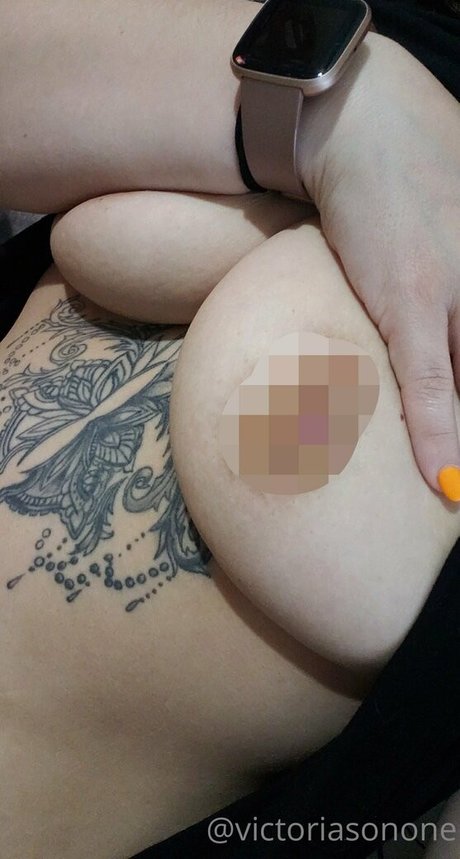 Naken läckt OnlyFans-bild av Victoriasonone