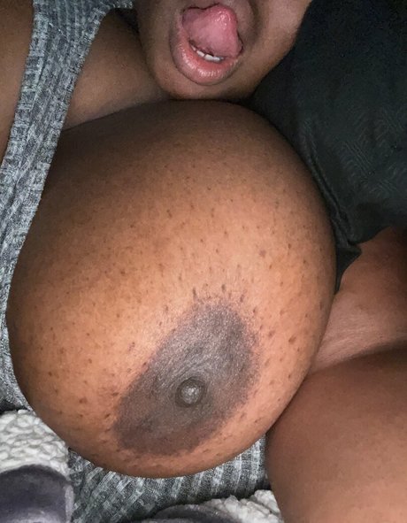 Juicyynae22