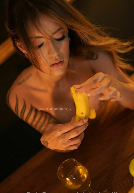 Foto di nudo di fuga di OnlyFans di Victoriamillerx
