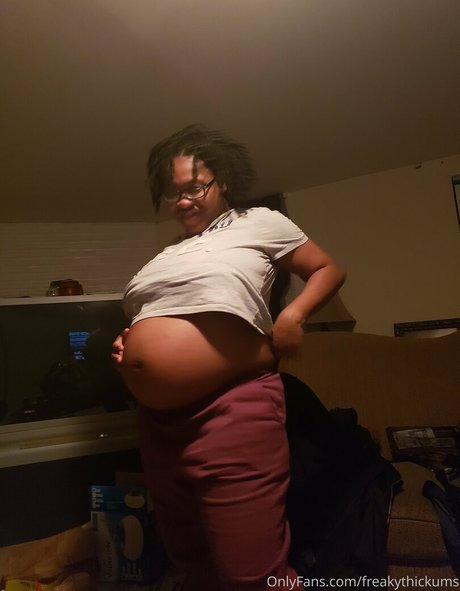 Freakythickums  nude leaked OnlyFans photo