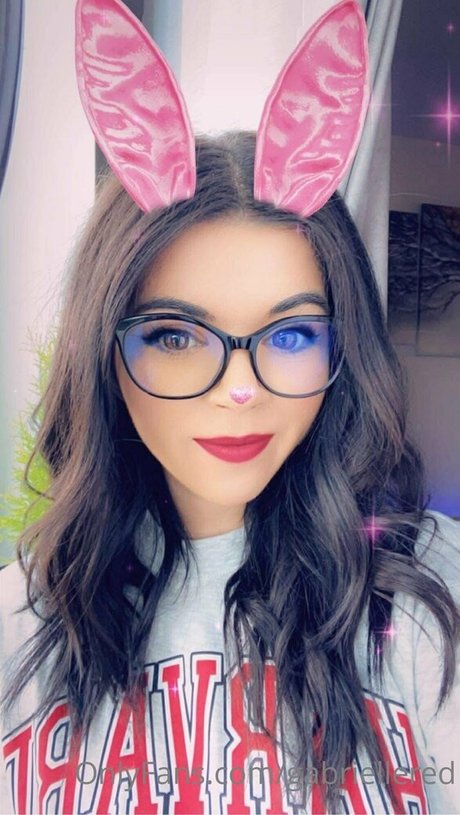Naken lekkede OnlyFans-bilde av Gabriellered