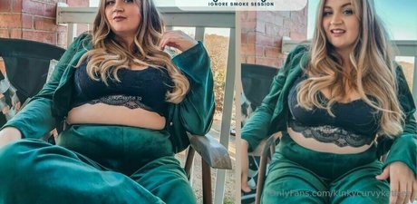 Kinkycurvykatfree