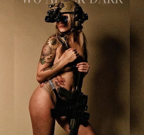 Girls With Guns