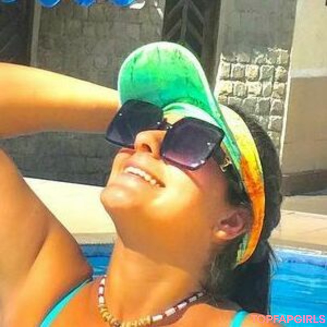 Photo nue de fuite OnlyFans de Familiasemdestinooficial #20