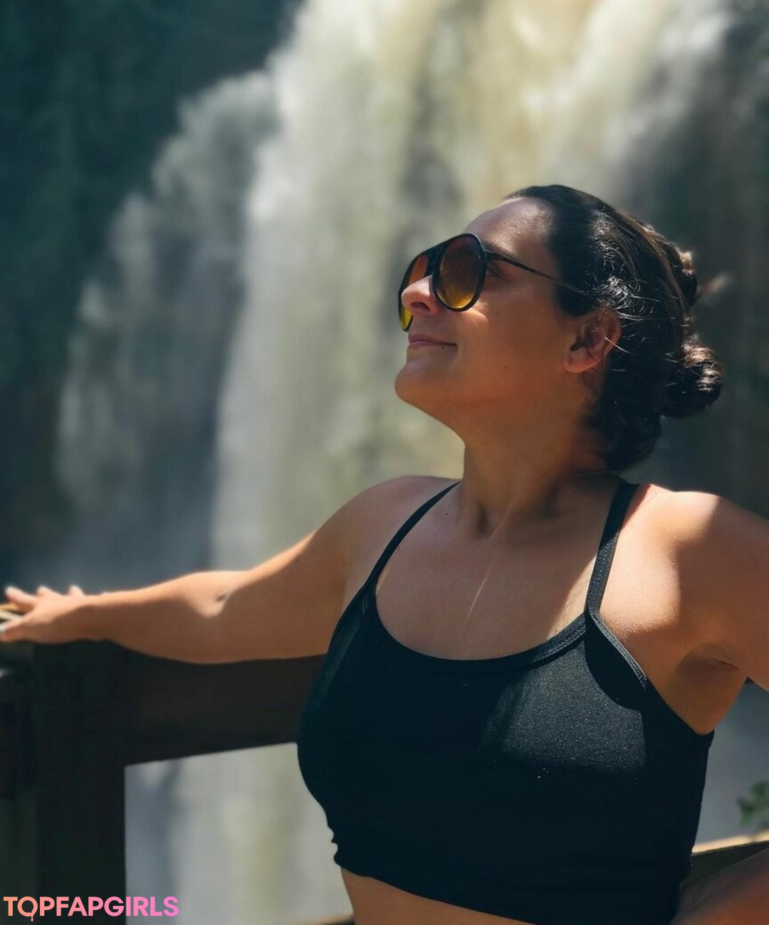 Alasti lekkinud OnlyFans-i pilt Familiasemdestinooficial #9