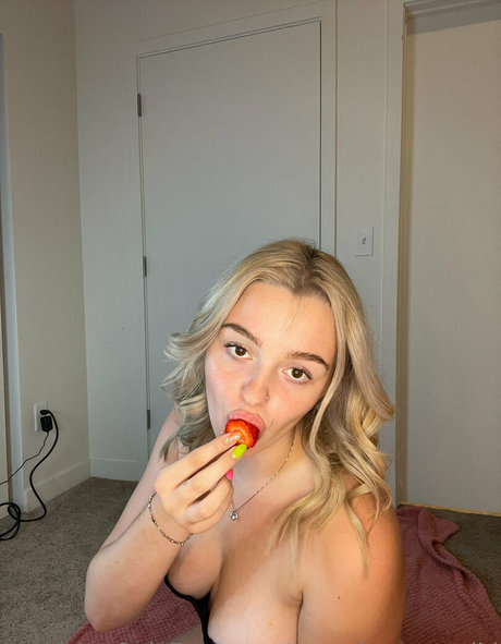 Alaston vuotanut OnlyFans-kuva Veronicagoeswild