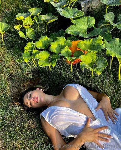 Abroadwithmila