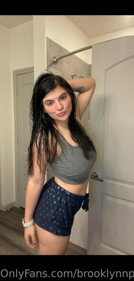 Nahá fotka uniklých OnlyFans od Brooklynnpagee
