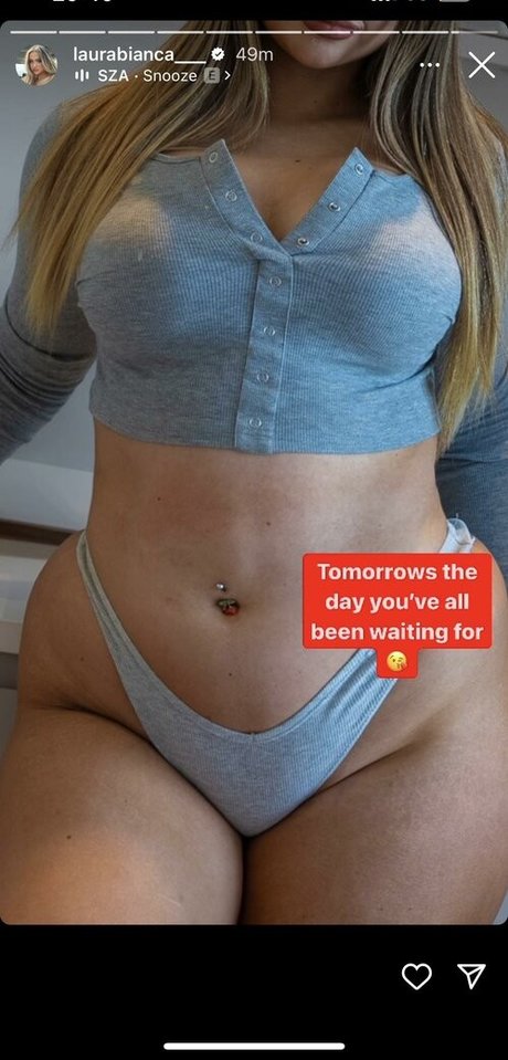 Naken läckt OnlyFans-bild av Laura Bianca