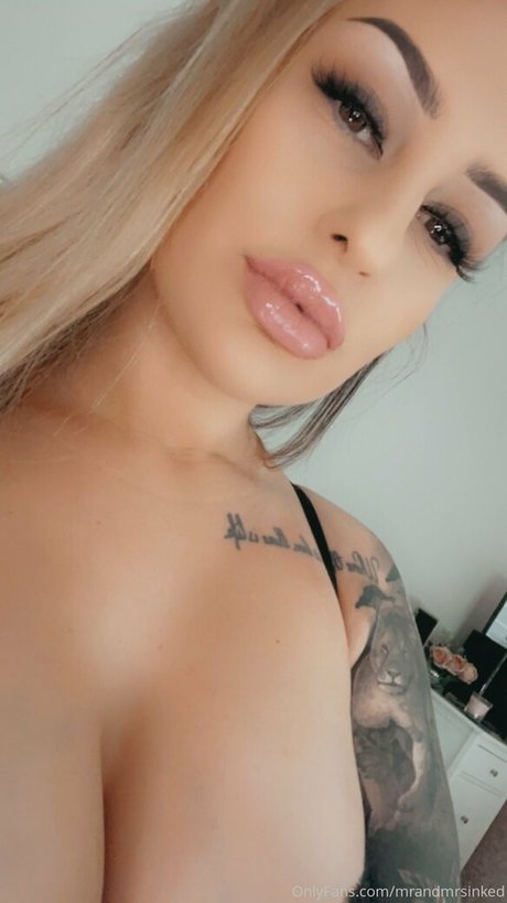 Naken läckt OnlyFans-bild av Yourfavouritedomme