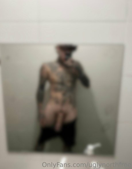 Nacktes geleaktes OnlyFans-Foto von Uglynorthfree