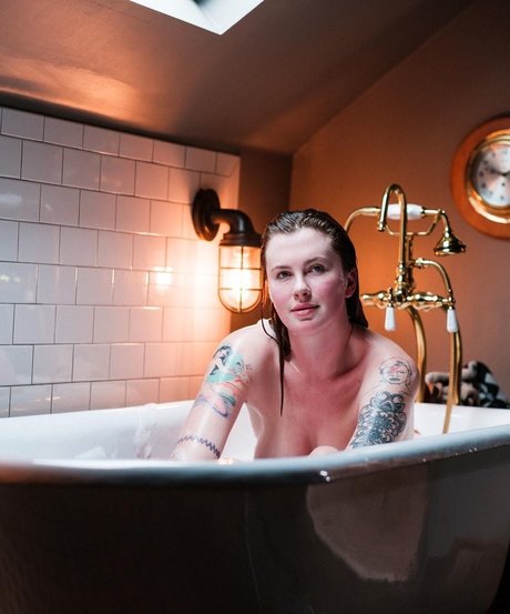 Ireland Baldwin
