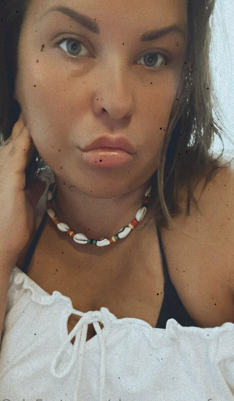 Nagie wyciekłe zdjęcie OnlyFans od Sharpqueenfree