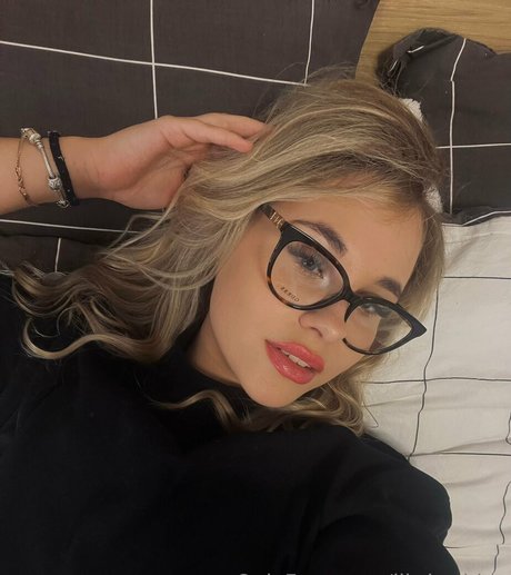 Alasti lekkinud OnlyFans-i pilt Heheh0