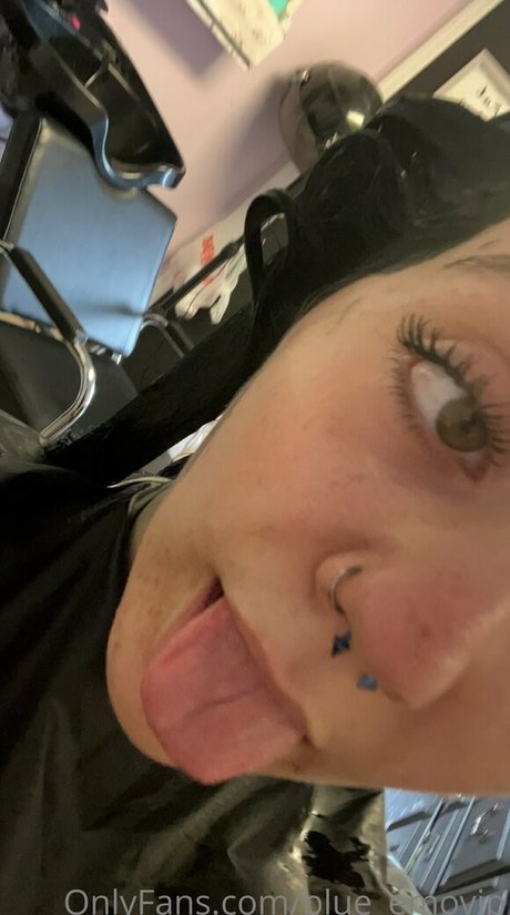 Blueemofree  nude leaked OnlyFans photo