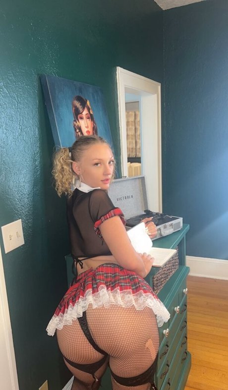 Nagie wyciekłe zdjęcie OnlyFans od Princess Olivia