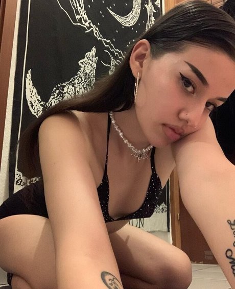 Nahá fotka uniklých OnlyFans od Girlfrmthemoon222