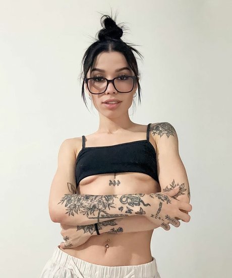 Naakte gelekte OnlyFans-foto van Mariana Medina G