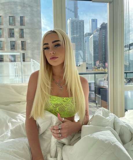 Nahá fotka uniklých OnlyFans od Viperous