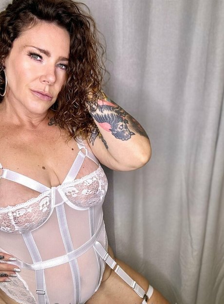 Delovelycurves