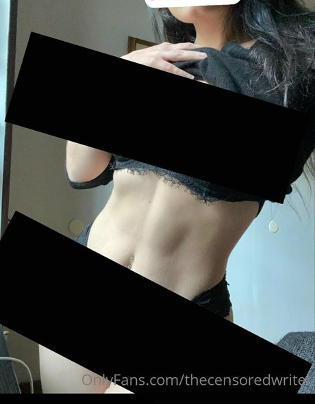 Photo nue de fuite OnlyFans de Thecensoredwriter