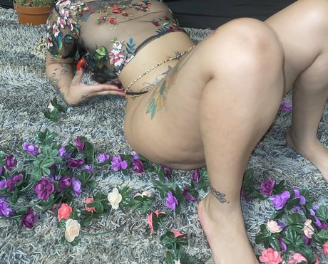 Nahá fotka uniklých OnlyFans od Rebelliouschantele