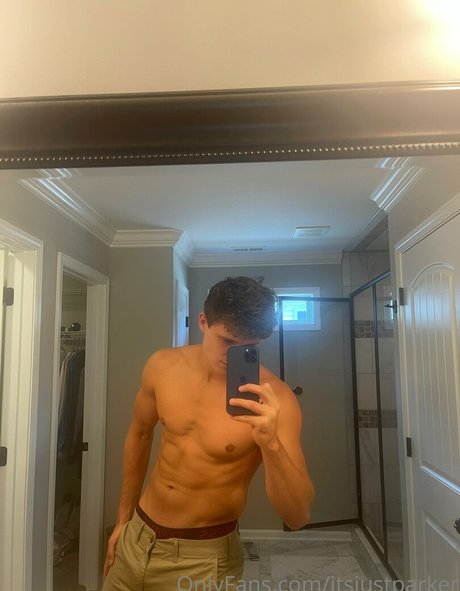 Nahá fotka uniklých OnlyFans od Itsjustparker