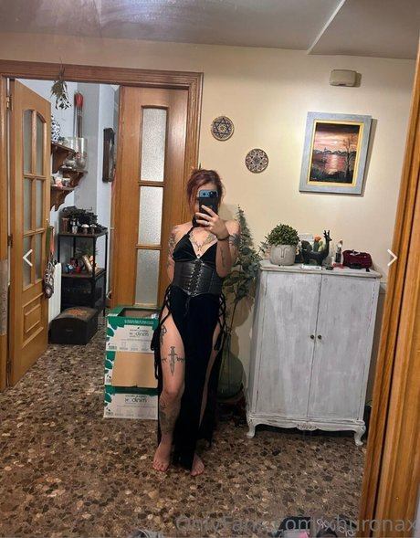 Naakte gelekte OnlyFans-foto van Xhuronax