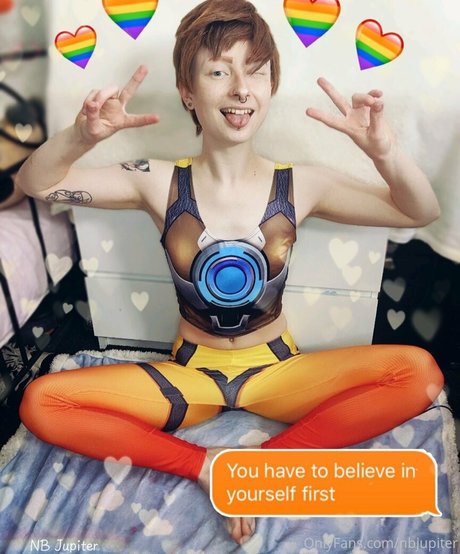 Foto desnuda filtrada de OnlyFans de Enbyjupiterfree