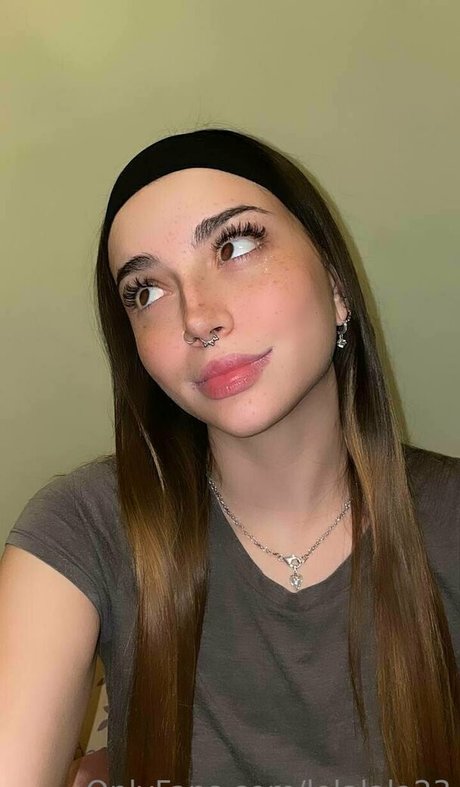 Lolalala23