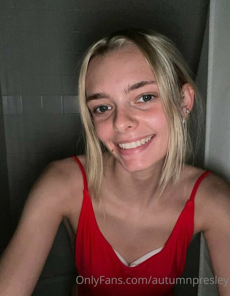 Nahá fotka uniklých OnlyFans od Autumnpresley