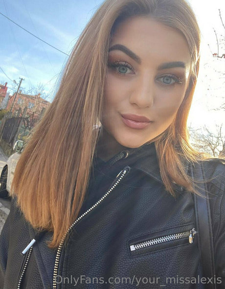 Yourmissalexis